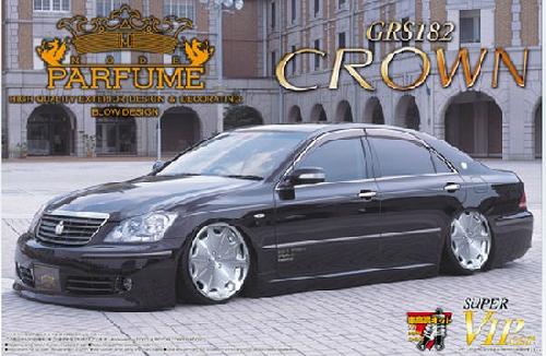 Aoshima #AO-00468 - 1/24 Mode Parfume GRS182 Crown (TOYOTA)