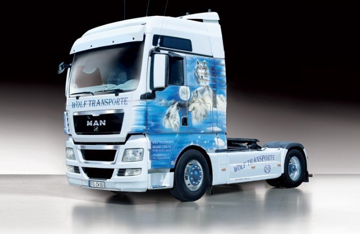 Italeri 3921 - 1/24 Man TGX XXL Wolf Transport