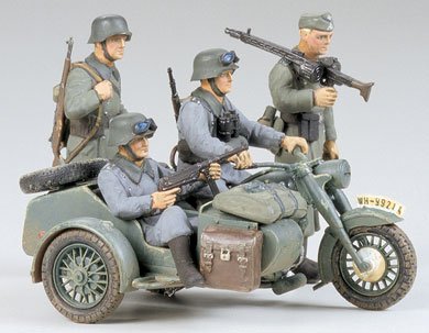 Tamiya 35016 - 1/35 German BMW R75 w/Side Car