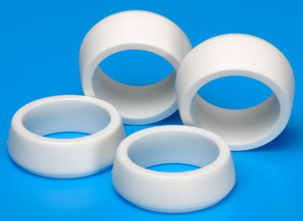 Tamiya 15379 - Offset Tread Tires (Hard/White)