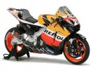 Tamiya 14106 - Repsol RC211V '06